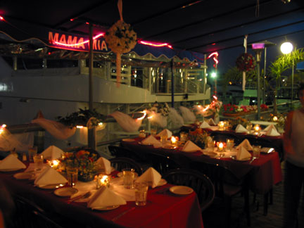 mama mia's reservations